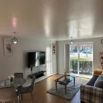 Modern 2 Bed Apartment, Entire Unit, Inside City